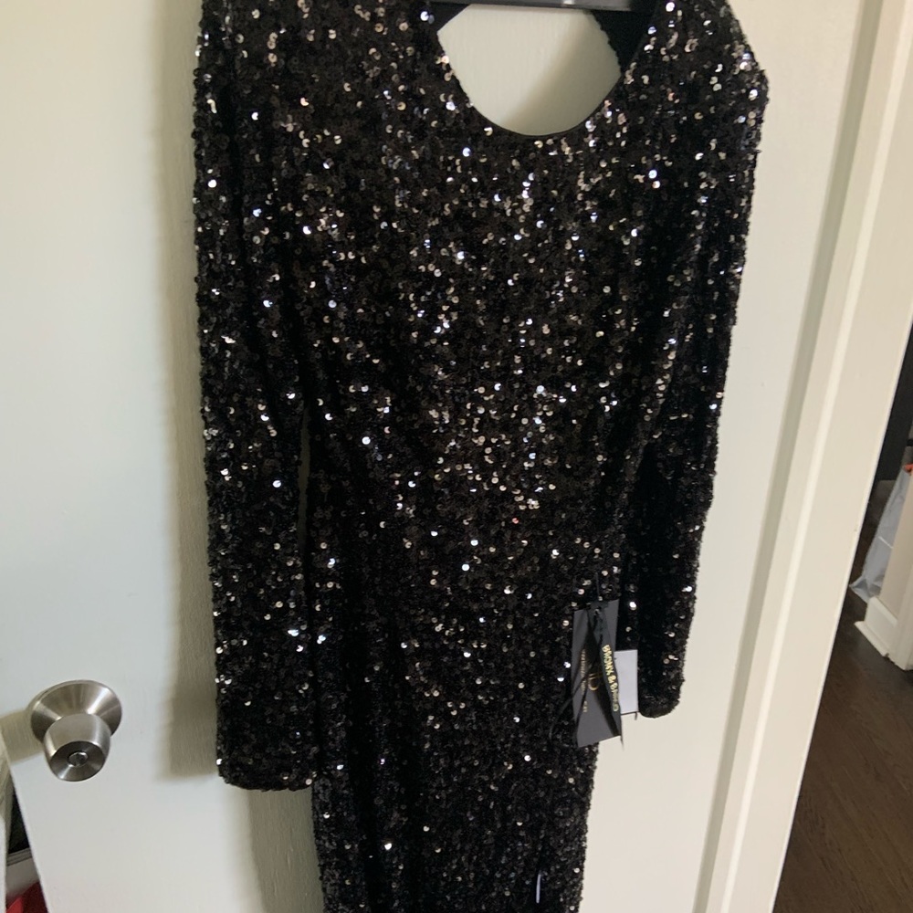 Brand New with tags. Bronx and Banco Elizabeth gown in Black - Size XL.